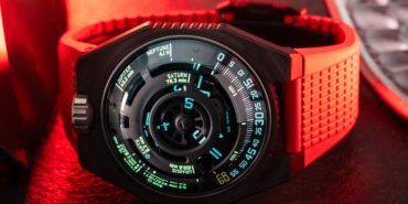 URWERK’s UR-100V LightSpeed brings us on an odyssey through the cosmos