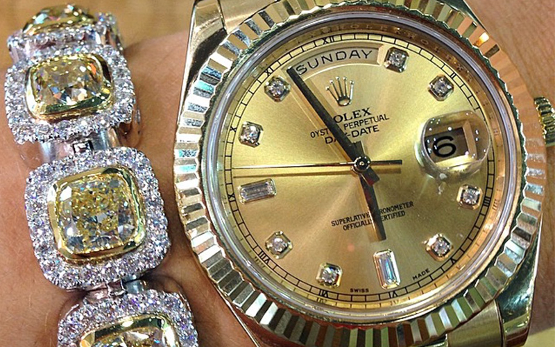 A Young Fashionista s Favourite The Versatile Yellow Gold Rolex