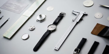 Junghans nomos online