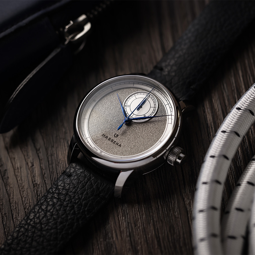 Le Chronographe Monopoussoir Louis Erard x Massena LAB Silver gallery 1