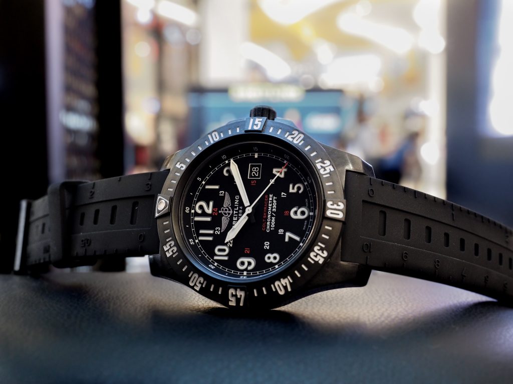 Breitling colt shop skyracer band