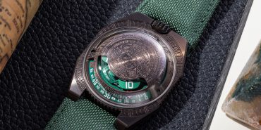 URWERK UR-100V Time and Culture I